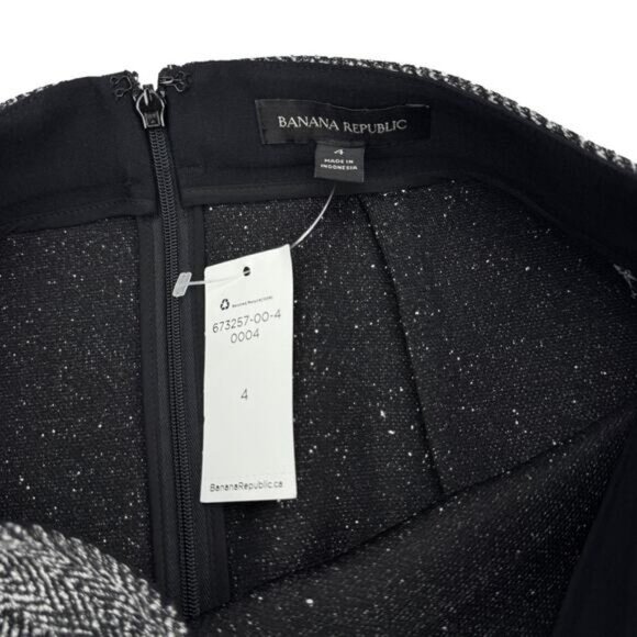 Banana Republic Herringbone High Waisted Pencil Skirt In Cocoon Gray / Black 4 - Picture 4 of 6